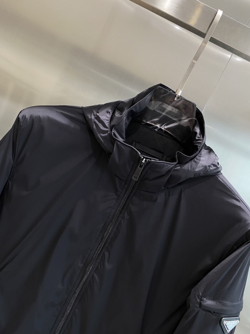 Pra*a outwear